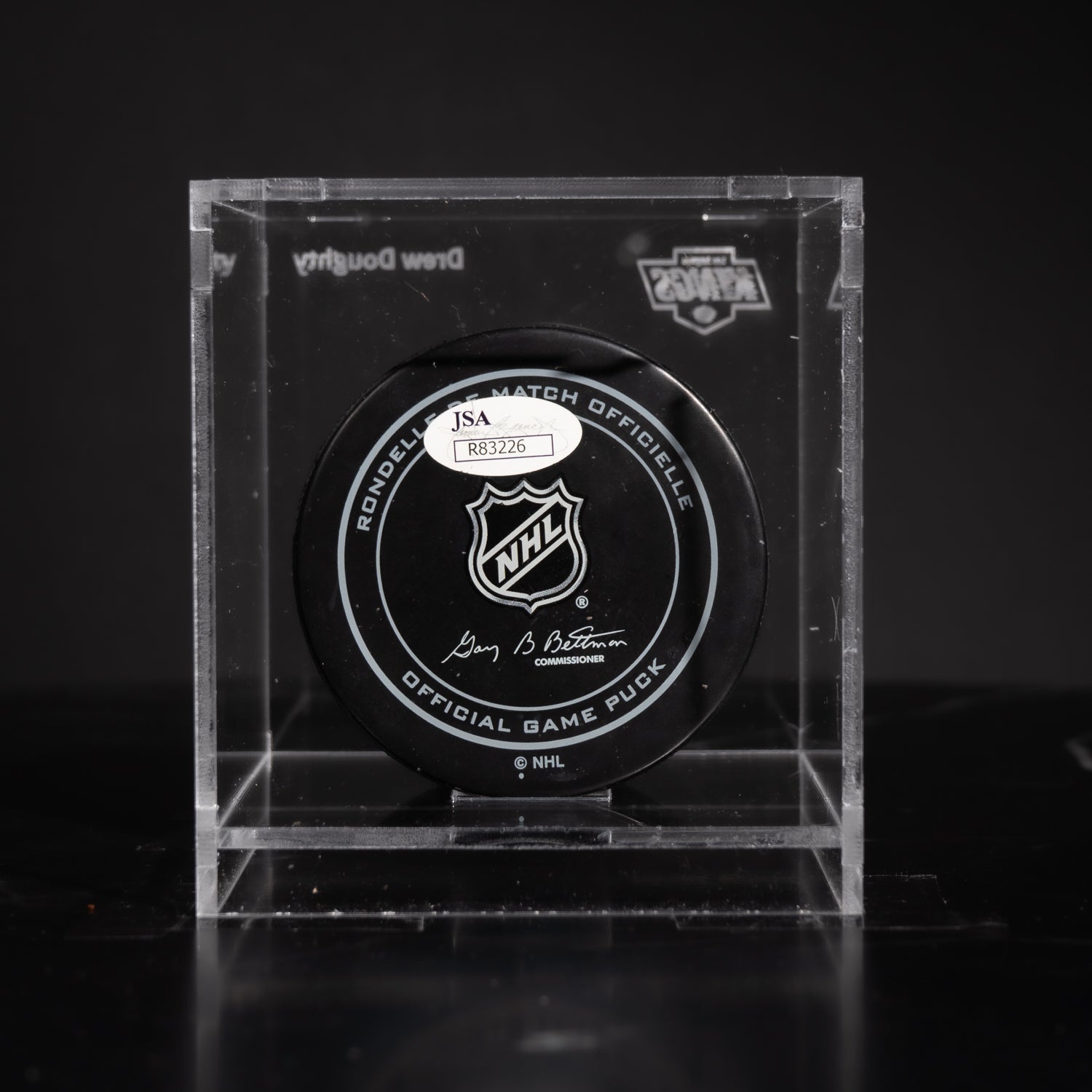 Puck Firmado Drew Doughty - LA Kings